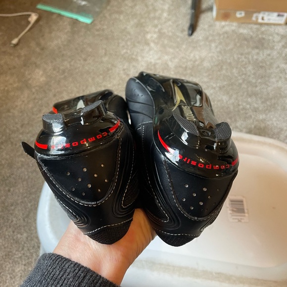 Shimano r106 cycling, spinning shoe - Picture 7 of 9